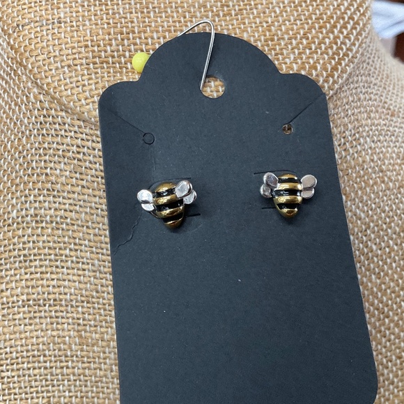 Project Honey Bees stud earrings - Picture 1 of 2